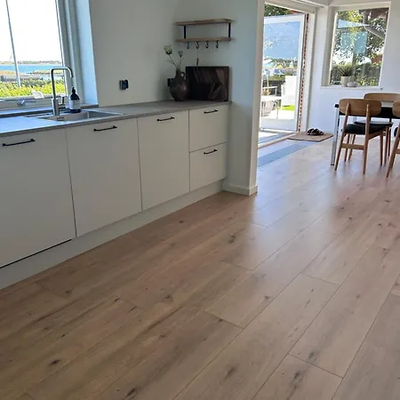 Udsigtsvilla Tambohus * Thyholm